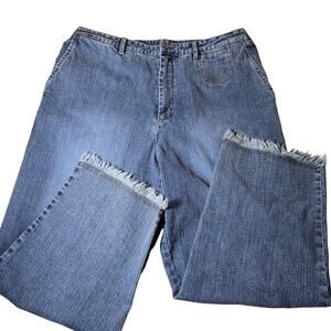 Chicos Frayed Hem Wide Leg Cropped Jeans Elestic Comfort Sides Sz 2 US 12 or LG